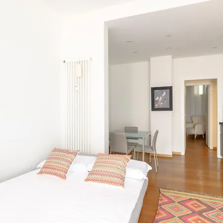 Guesthost - Comfortable Center Appartement Padua